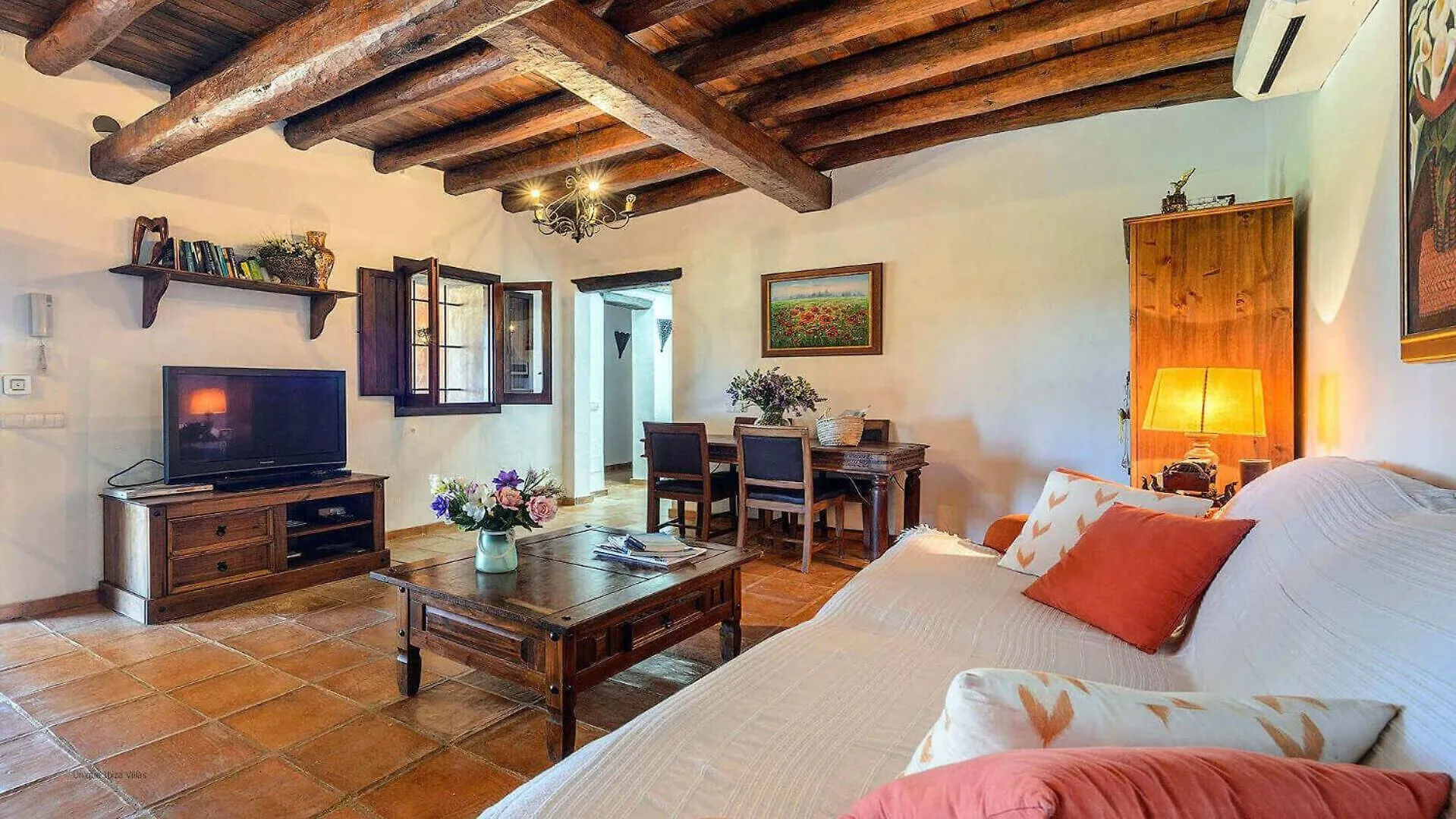 New! Villa Finca Niko - Relax & Panoramic Views 圣埃乌拉利亚