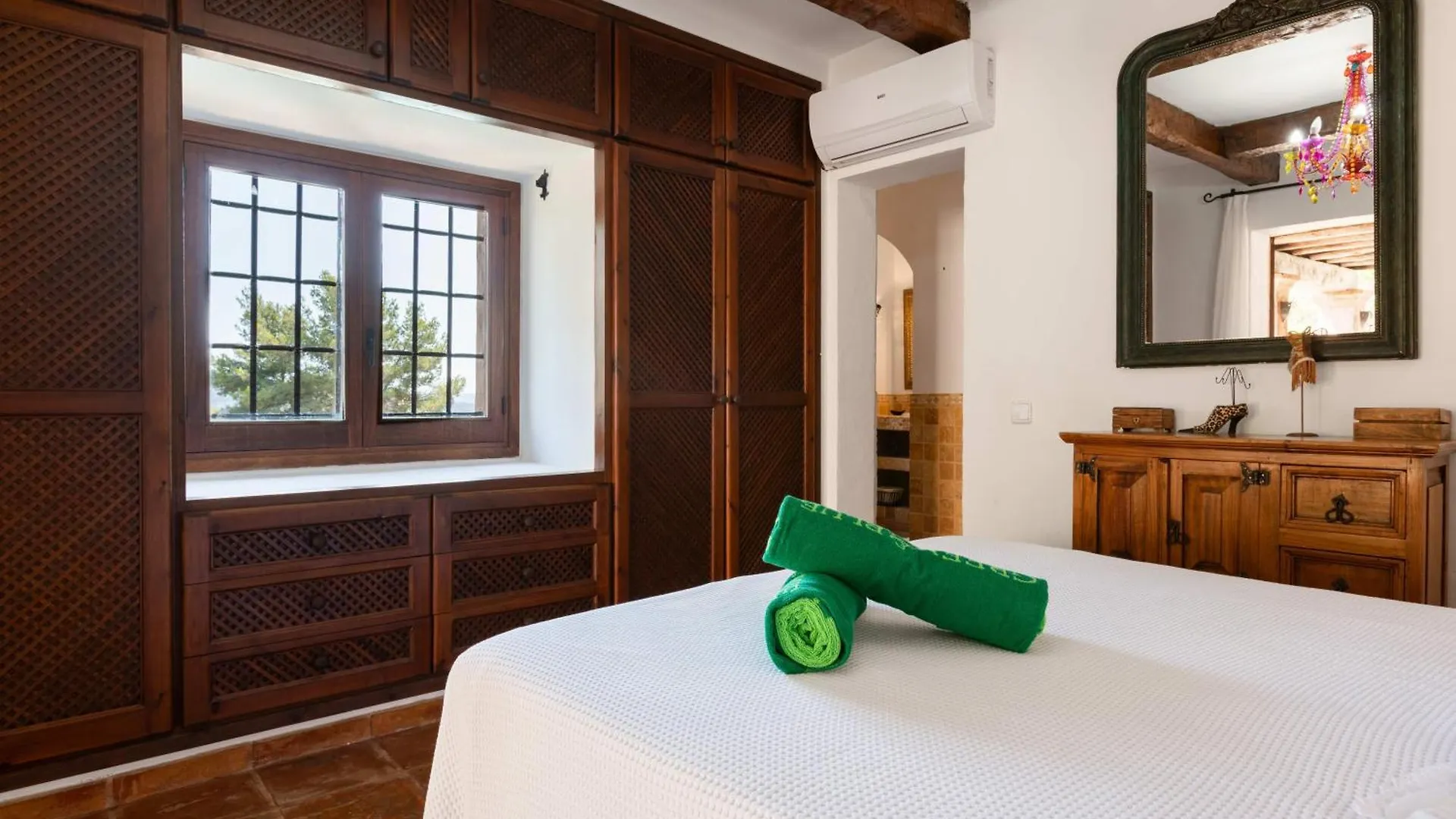 New! Villa Finca Niko - Relax & Panoramic Views 圣埃乌拉利亚 0*,